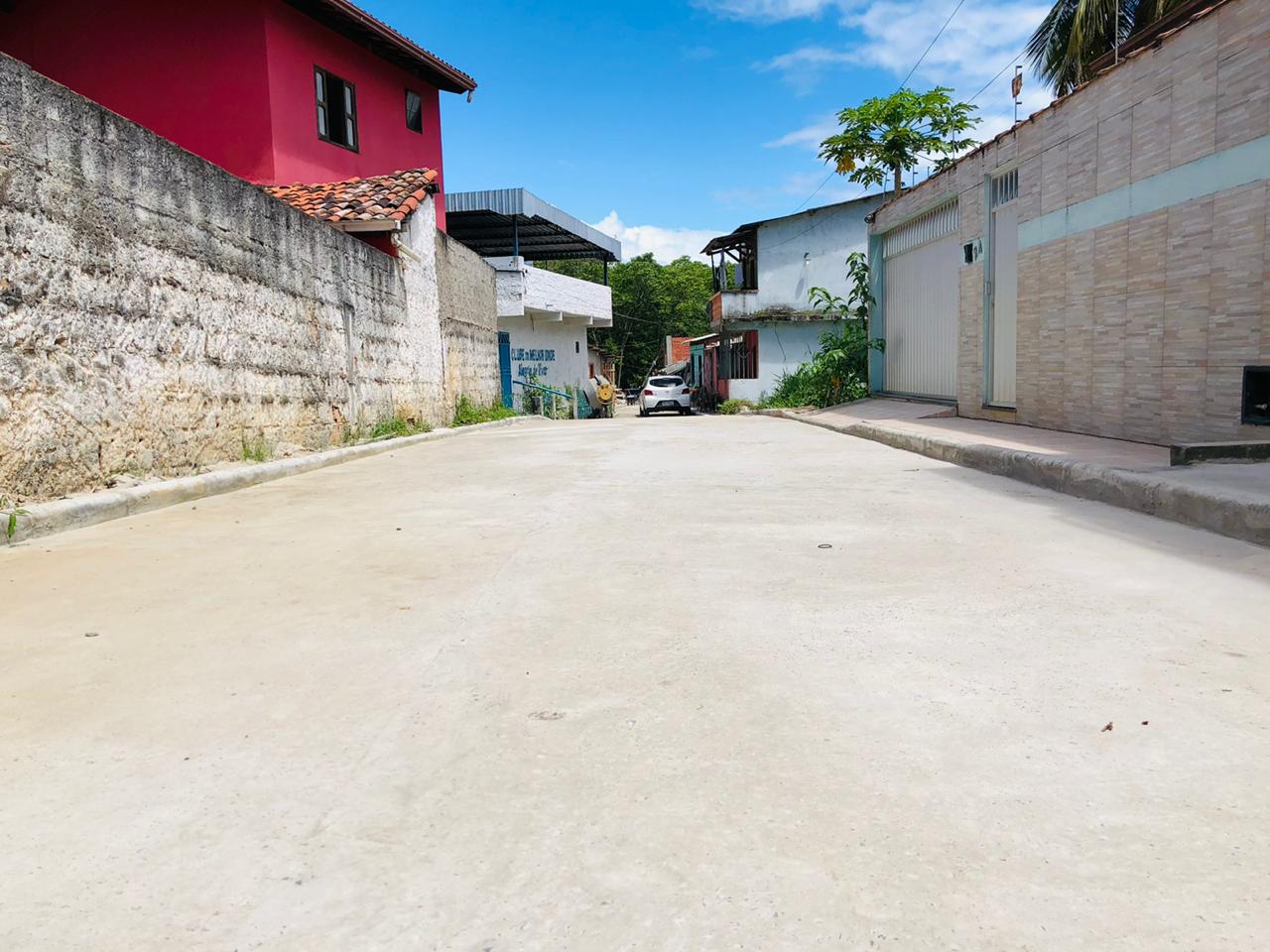 Prefeitura de Itacaré realiza pavimentação de mais uma rua no bairro da Passagem