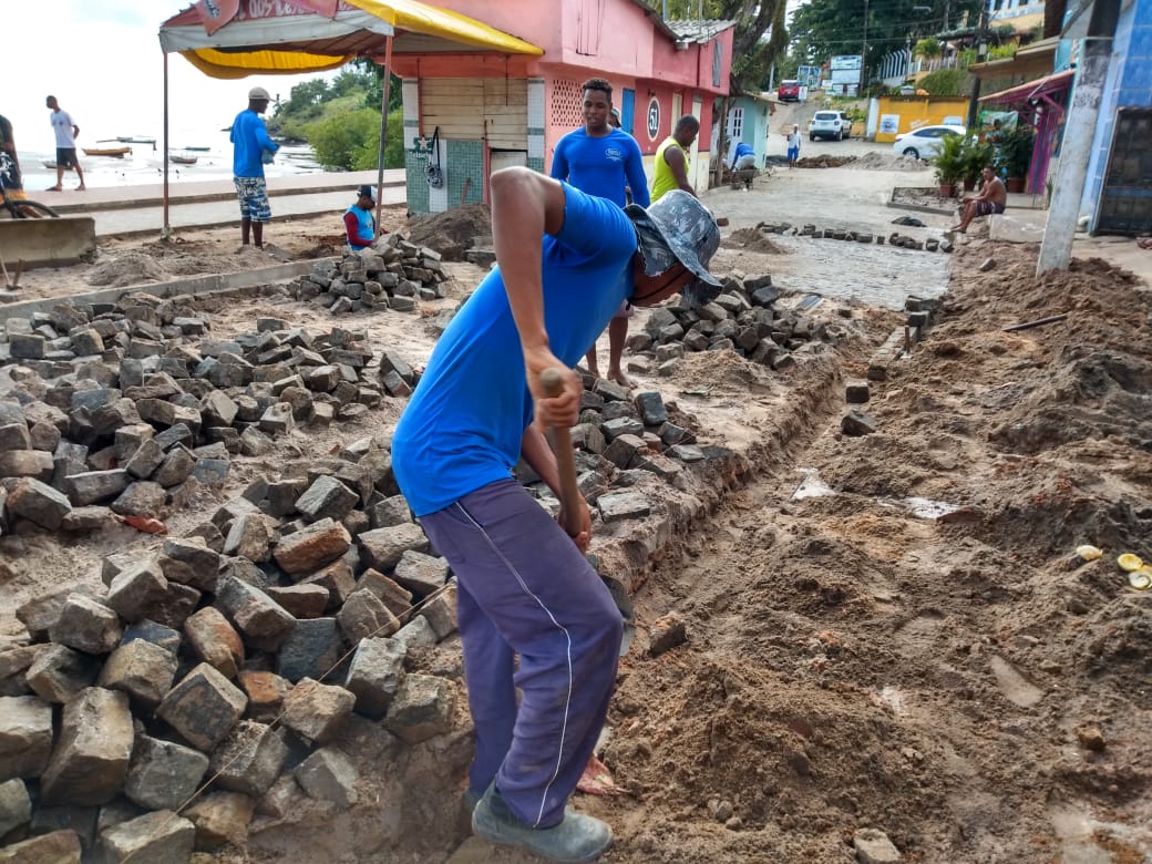 Prefeitura de Itacaré continua comas obras de reurbanização da orla