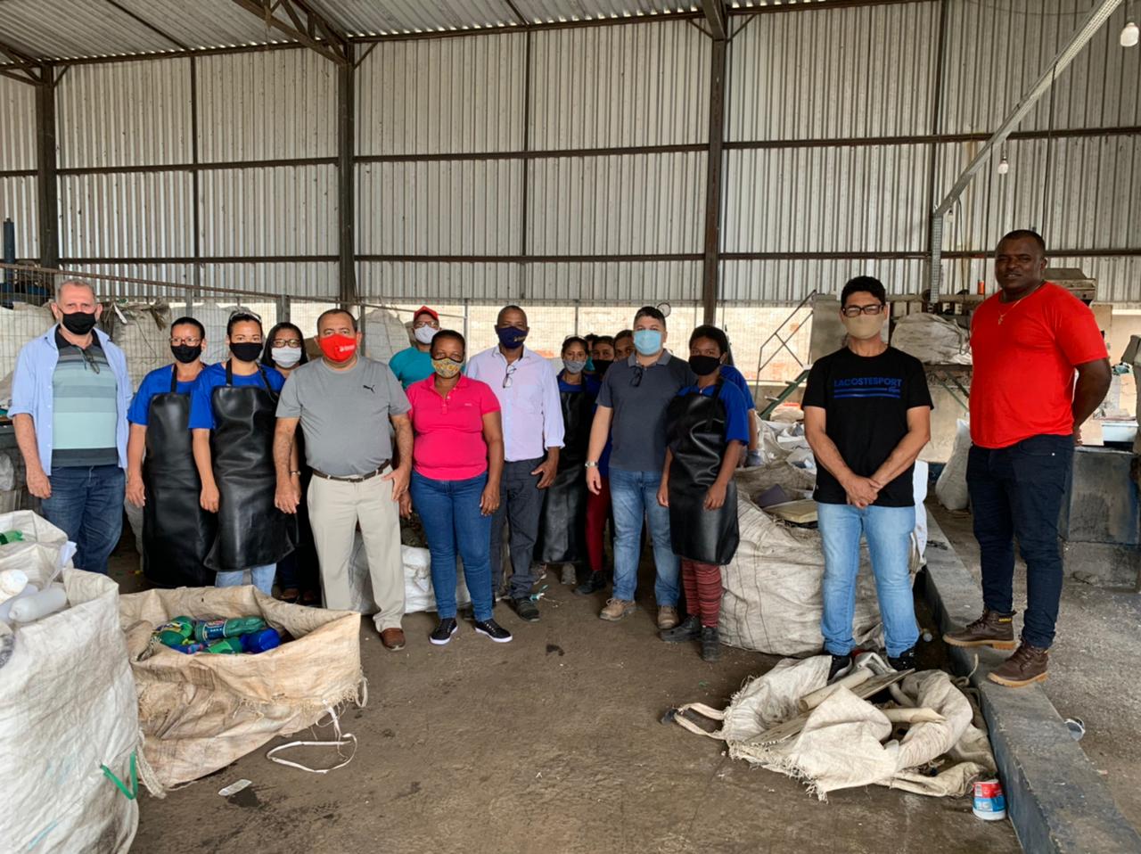 Prefeito de Itacaré visita Cooperativa de Catadores Itairó, em Itapetinga