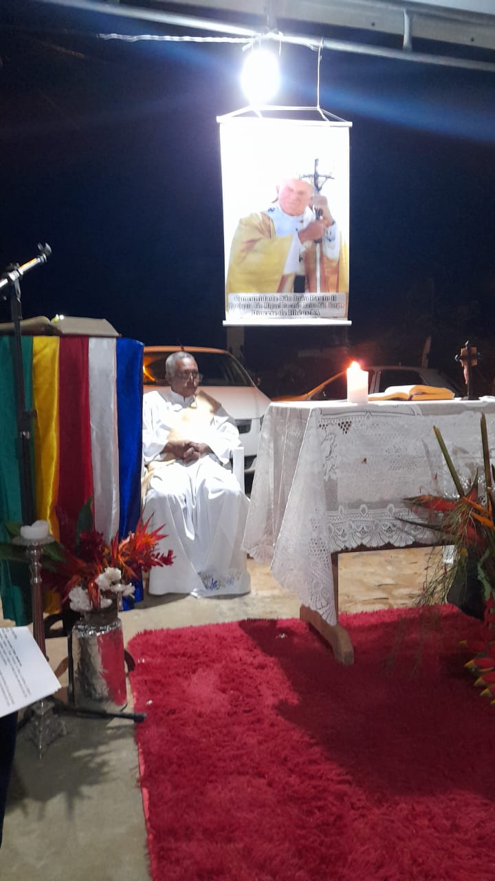 Comunidade Católica de Taboquinhas realizou tríduo em louvor a São João Paulo II.